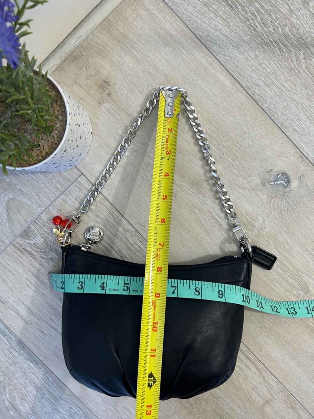 Coach Vintage Black Leather Shoulder Bag with Silver Chain Strap and Charm - Picture 10 of 10